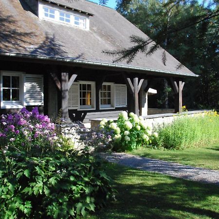 Quietly Located Country House In Vielsalm Buitenkant foto